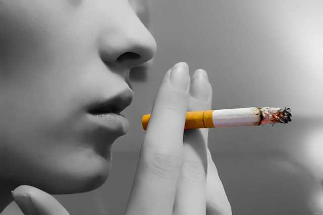 مصرف سیگار در بارداری